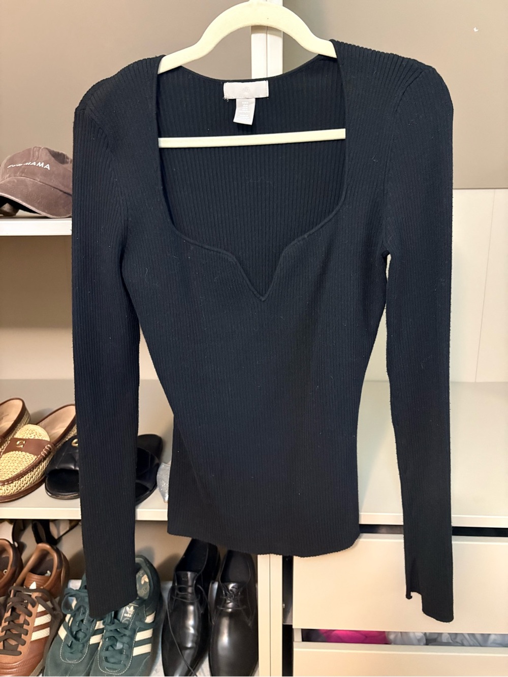 H&M Black Ribbed Sweetheart neckline Long Sleeve Top